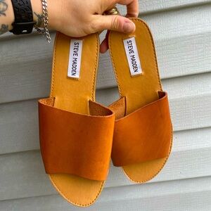 Steve Madden Grace Cognac Leather Slide Sandals